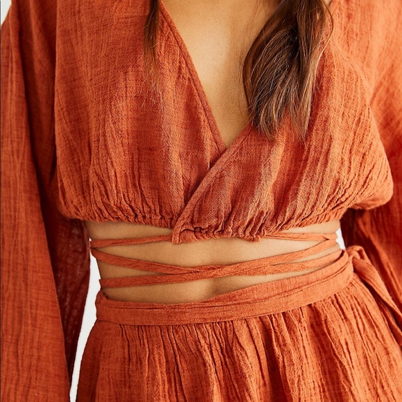 Free People Here She Is Set in Ambered Coral - Picture 3 of 3